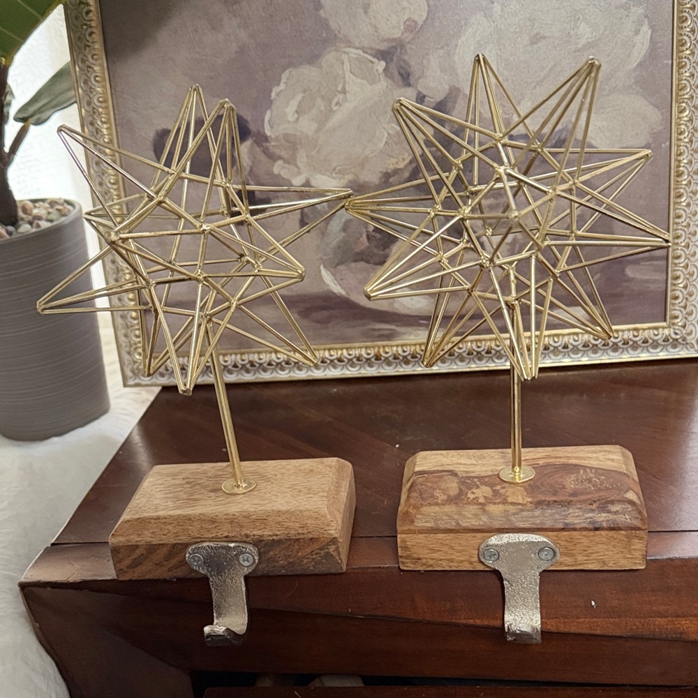 Gold Star Wire Stocking Hangers with Wooden Base